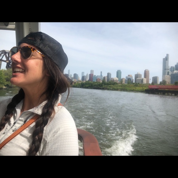 Meet your Posher, Marisa - Picture 1 of 1